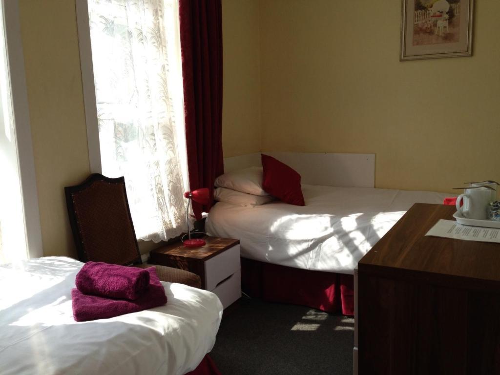アビー ロッジ ホテル B&B ロンドン 部屋 写真