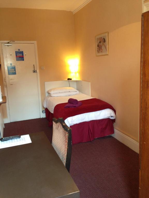 アビー ロッジ ホテル B&B ロンドン 部屋 写真